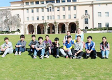 学生合影